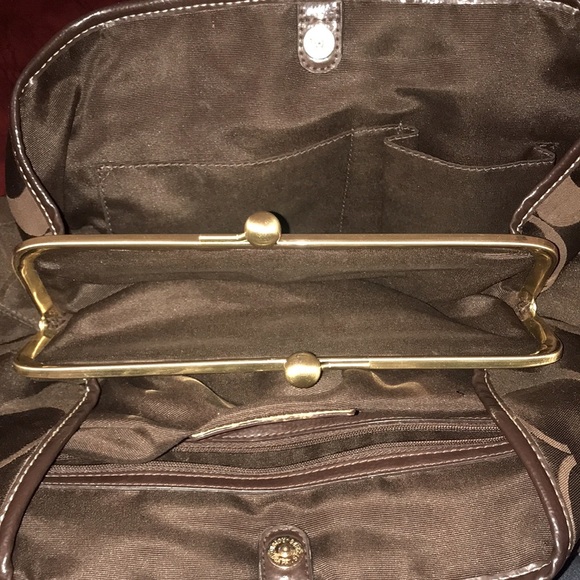 COACH #H1173-F18036 DARK BROWN FRAMED KISSLOCK STRIPED SIGNATURE CANVAS/LEATHER - Picture 8 of 9